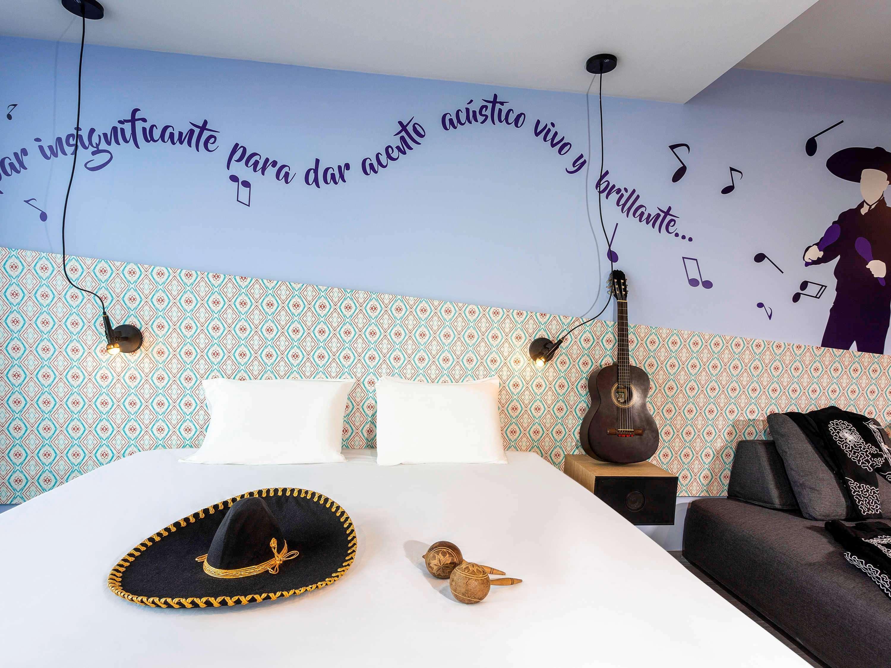 Ibis Styles Merida Galerias Exterior photo